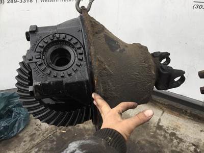 Dana/IHC N175R444 Rear Differential for a Dana-Ihc N175R444