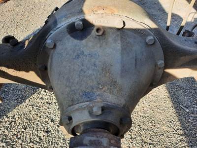 Dana/IHC RA14R562 Rear Differential for a Dana-Ihc RA14R562