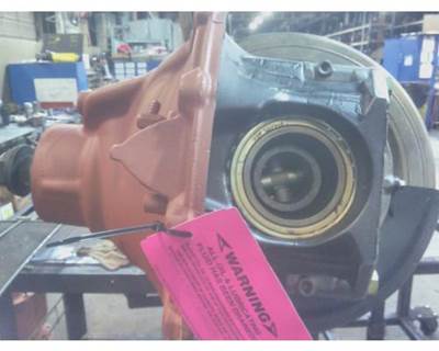 Detroit DART400-4NR228 Rear Differential