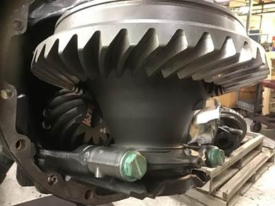 Detroit RT40-NFDRR308 Rear Differential