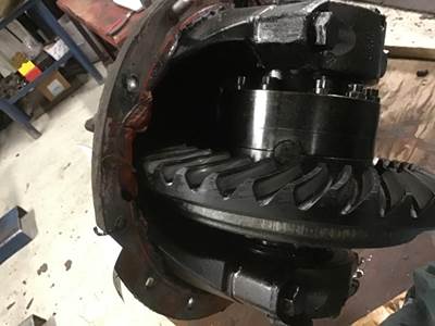 Eaton-Spicer 17060SR390 Rear Differential