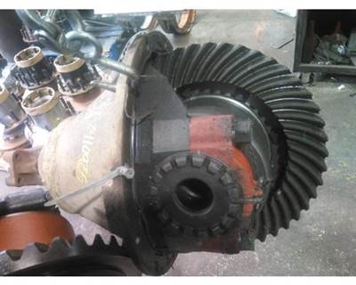 Eaton-Spicer 17221R657 Rear Differential