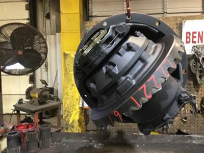 Eaton-Spicer 22221R617 Rear Differential