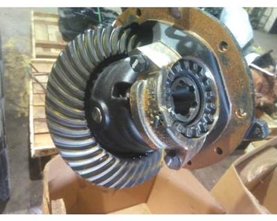 Eaton-Spicer S110R456 Rear Differential