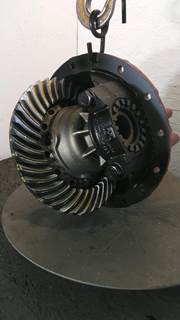 Eaton-Spicer S21140R529 Rear Differential