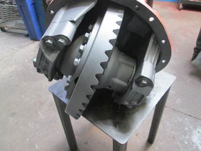 Eaton-Spicer S21170RTBD Rear Differential