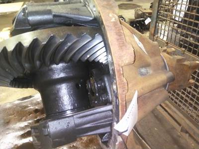 Eaton-Spicer S23190R342 Rear Differential