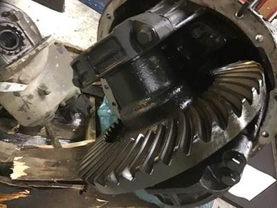 Eaton-Spicer S23190R390 Rear Differential