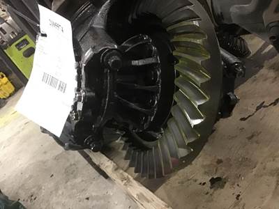 Isuzu NQR Rear Differential for a Isuzu NQRR557