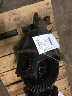 Isuzu NRR Rear Differential for a Isuzu NRRR557