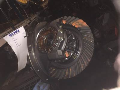 Isuzu W5R456 Rear Differential