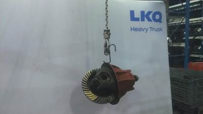 Isuzu W5R456 Rear Differential