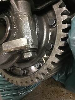 Mack CRD151R379 Rear Differential
