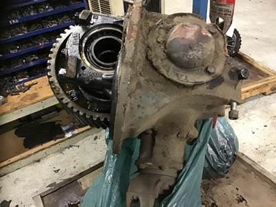 Mack CRD93R442 Rear Differential