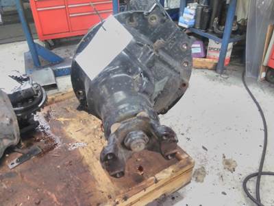 Meritor-Rockwell MR2014XR247 Rear Differential