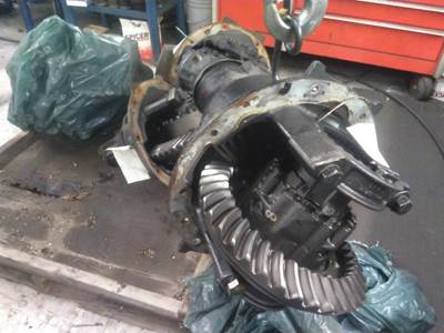 Meritor-Rockwell MR2014XR247 Rear Differential