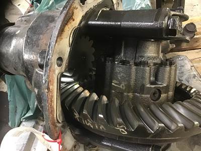 Meritor-Rockwell MR2014XR264 Rear Differential
