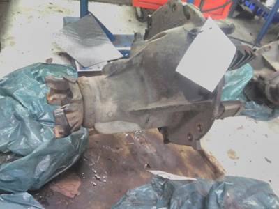 Meritor-Rockwell MR2014XR325 Rear Differential