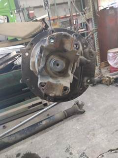 Meritor-Rockwell MR2014XR325 Rear Differential