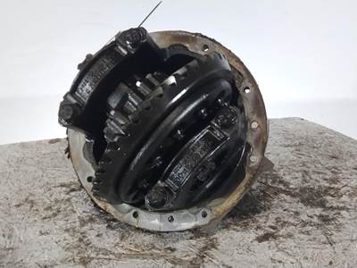 Meritor-Rockwell MR2014XR325 Rear Differential