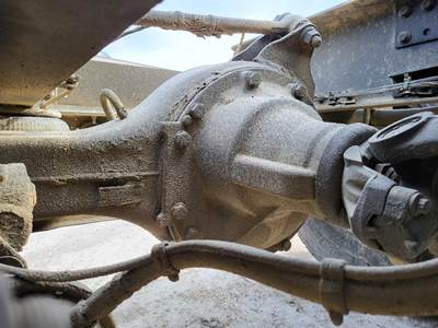 Meritor-Rockwell MR2014XR325 Rear Differential