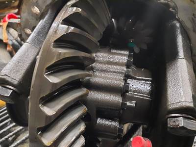 Meritor-Rockwell MR2014XR355 Rear Differential