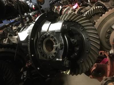 Meritor-Rockwell R140R489 Rear Differential