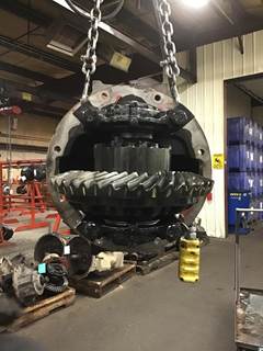 Meritor-Rockwell Rear Differential for a Meritor-Rockwell RR20145R358