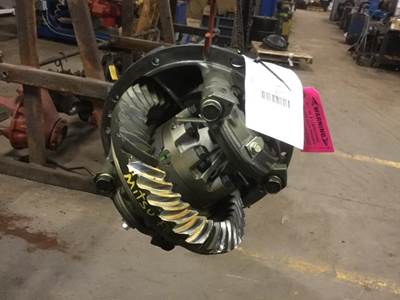 Mitsubishi Fuso FER529 Rear Differential