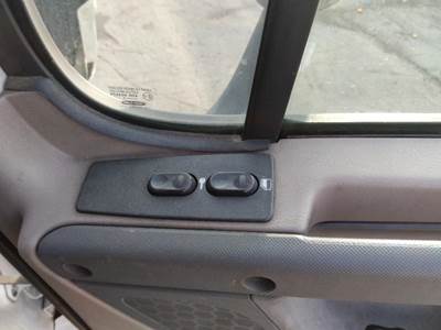 Freightliner Cascadia 113 Right Door Electrical Switch