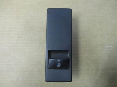 Freightliner Cascadia 126 Right Door Electrical Switch