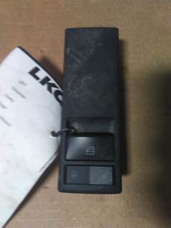 Freightliner Cascadia 126 Right Door Electrical Switch