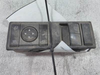 Freightliner Cascadia 126 Left Door Electrical Switch