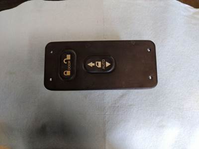 International ProStar Right Door Electrical Switch for a International PROSTAR 122