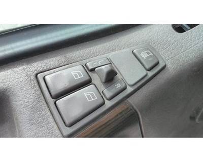 Volvo VNL Left Door Electrical Switch