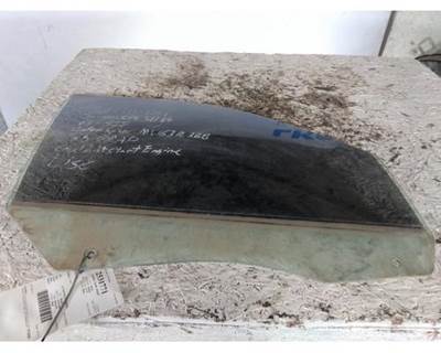 Dodge Ram 5500 Right Front Door Glass for a Dodge 5500 SERIES