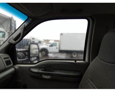 Ford F-550 Right Front Door Glass for a Ford F550SD (SUPER DUTY)
