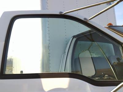 Ford F-650 Right Front Door Glass for a Ford F650SD (SUPER DUTY)