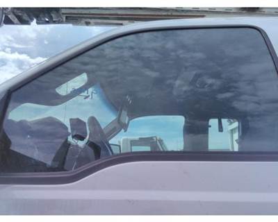 Ford F-750 Left Front Door Glass for a Ford F750SD (SUPER DUTY)