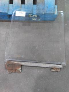 Ford LTS9000 Right Front Door Glass
