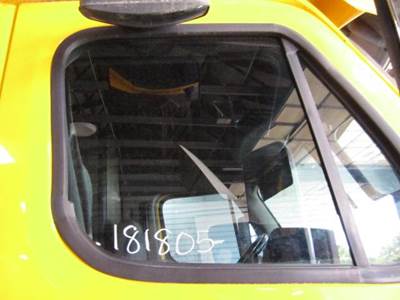 Freightliner Cascadia 125 Right Front Door Glass