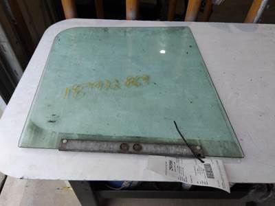 Freightliner Columbia 120 Right Front Door Glass