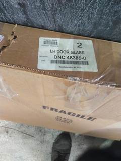 Freightliner M2 106 Front Door Glass