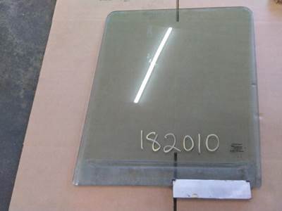 International 8600 Front Door Glass