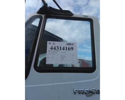 International ProStar Left Front Door Glass for a International PROSTAR 122