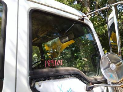 Isuzu FTR Right Front Door Glass