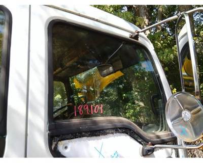 Isuzu FTR Right Front Door Glass