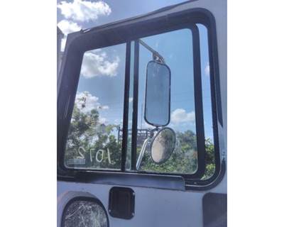 Mack MRU613 Left Front Door Glass