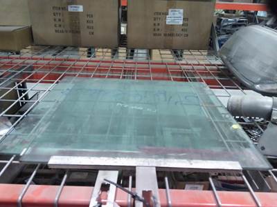 Peterbilt 379 Right Front Door Glass