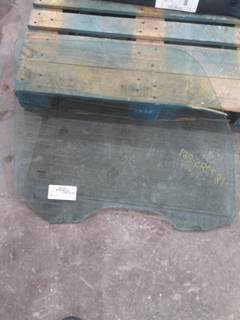 Peterbilt 579 Left Front Door Glass